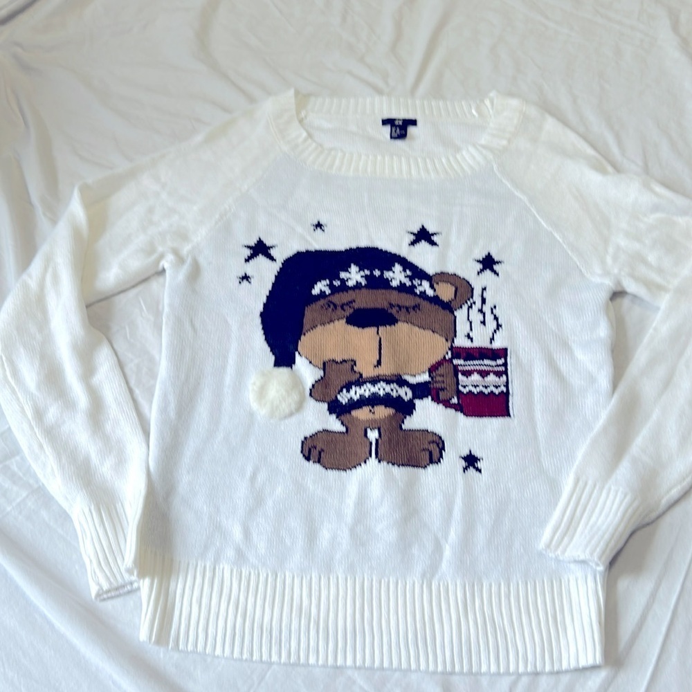 H&M White Sleepy Bear Nightcap Crewneck Holiday Sweater Size XL